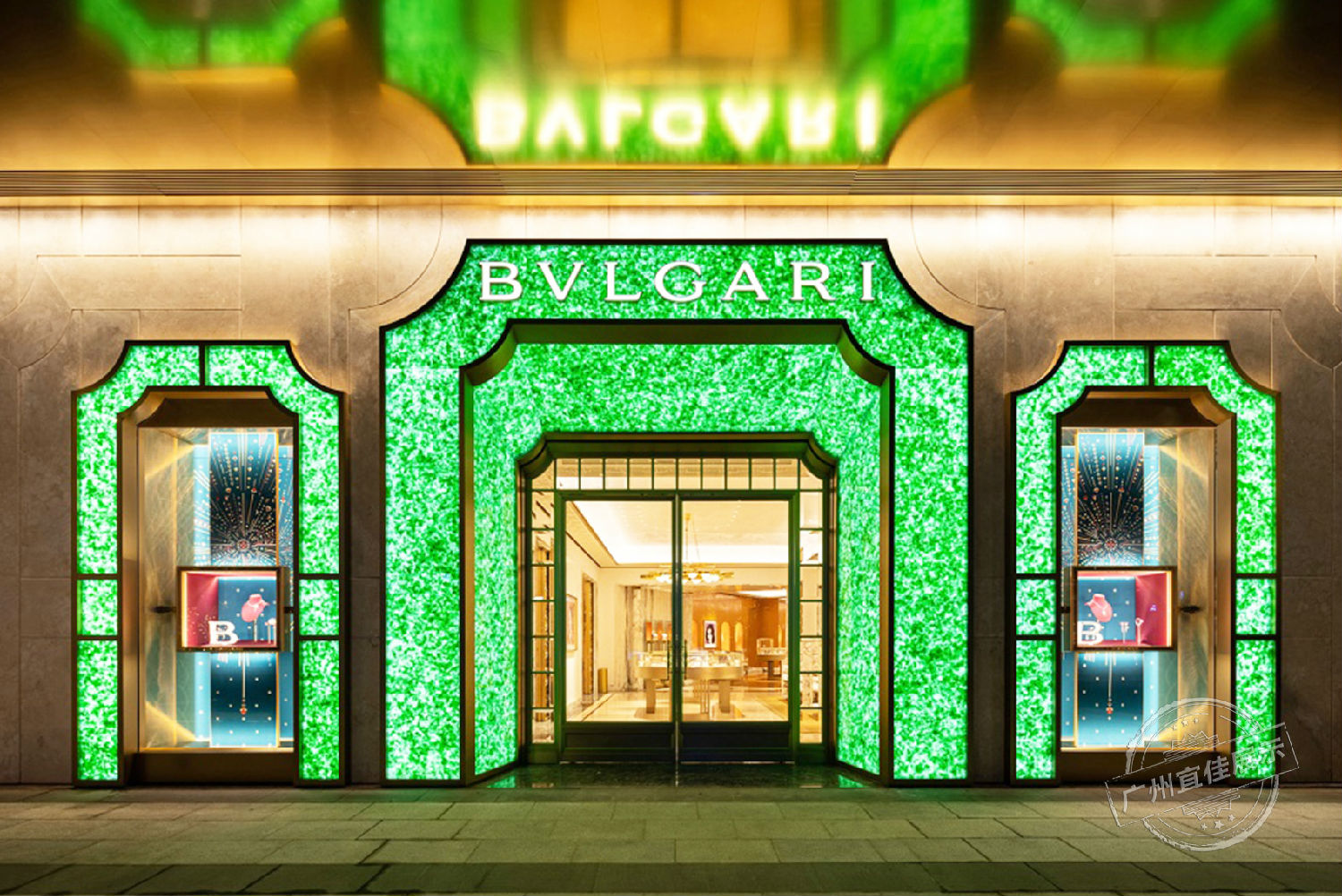 BVLGARI  珠宝展示柜